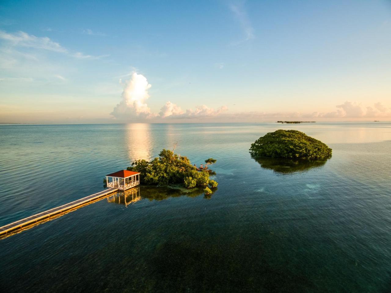 Hotel Royal Belize Thatch Caye Exterior foto